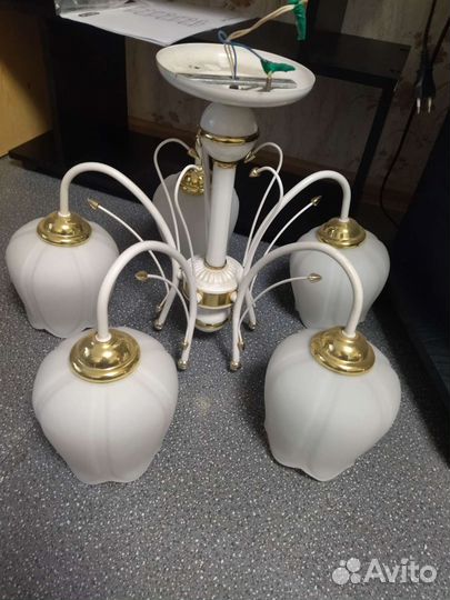 Люстра потолочная бу