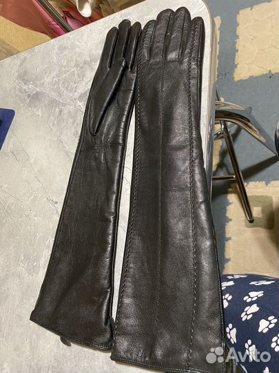 Перчатки женские кожаные 8 размер новые черные
