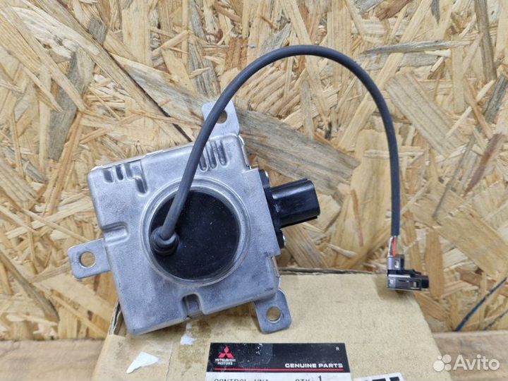 Блок розжига ксенона Mitsubishi Outlander 3 С 2012