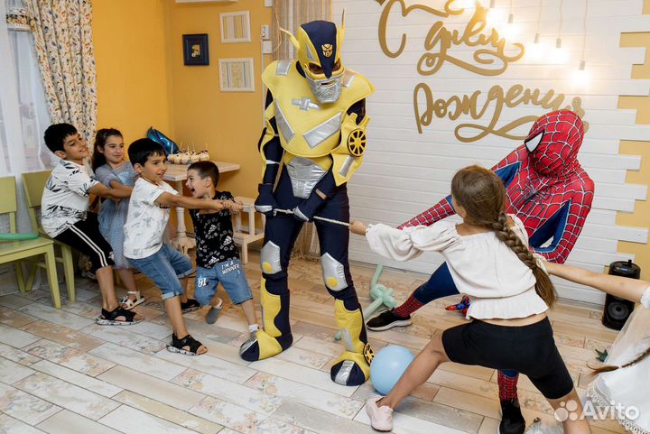 Аниматоры на детский праздник, студия