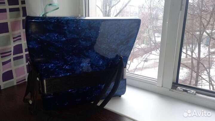 Аккордеон Hohner bravo lll 72 3/4 Академический