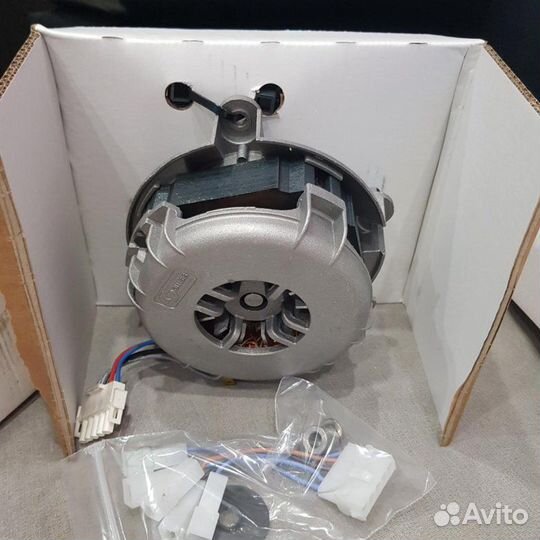 Двигатель для печи unox XB и XV (KVN003/KVN1000B/V