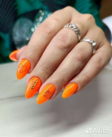 Маникюр на дому