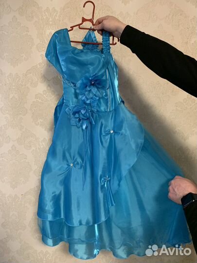 Детское нарядное платье 5-7 лет
