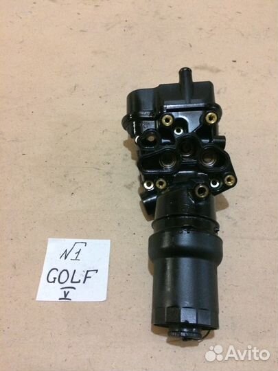 Корпус масляного фильтра VW Golf V 06D115397G