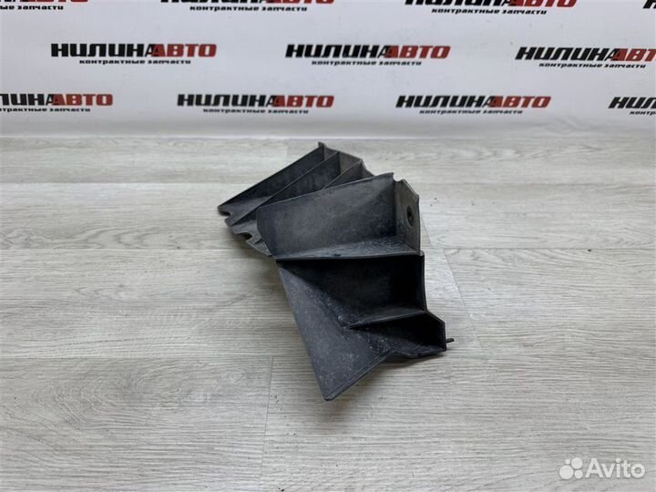 Дефлектор радиатора передний правый Mazda 6 Gg