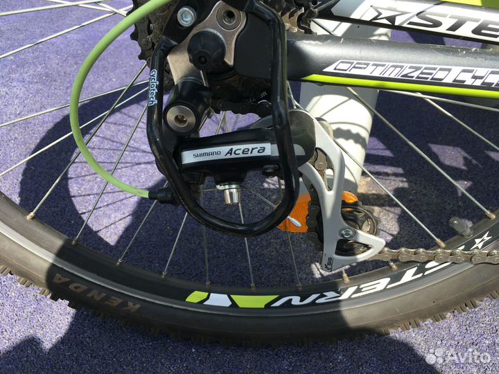 Stern Motion 1.0 Aluminium 18' Shimano Acera