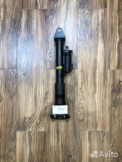 Амортизатор Mercedes GL-class X166 задний