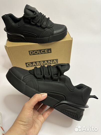 Кроссовки dolce gabbana женские 37