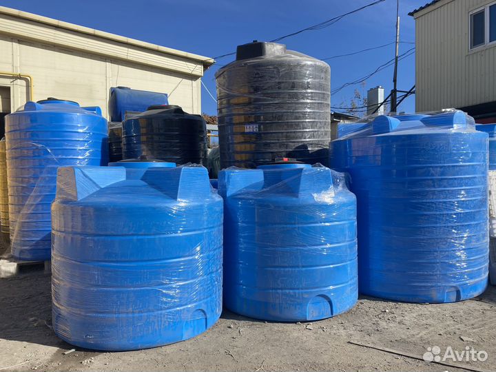 Бак для вoды емкoсть 1000 литров 1