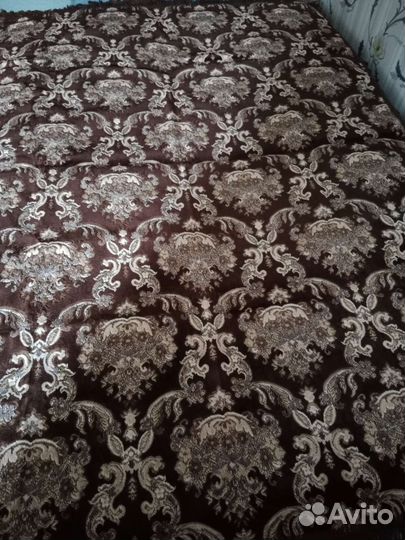 Новое ковровое покрывало на диван, кровать