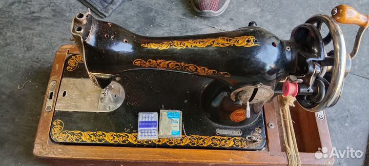 Швейная машинка