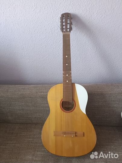 Семиструнная гитара