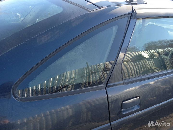 Форточка для Лада Приора хэтчбек Ваз 2172