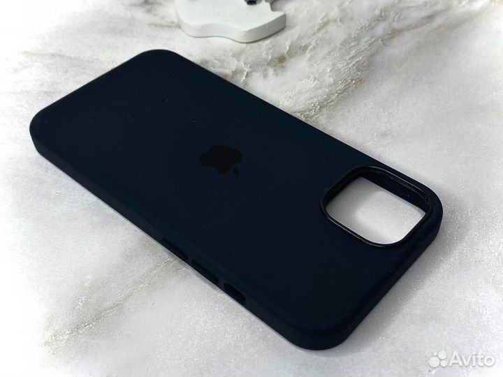 Чехол силиконовый Magsafe iPhone 13 чёрный