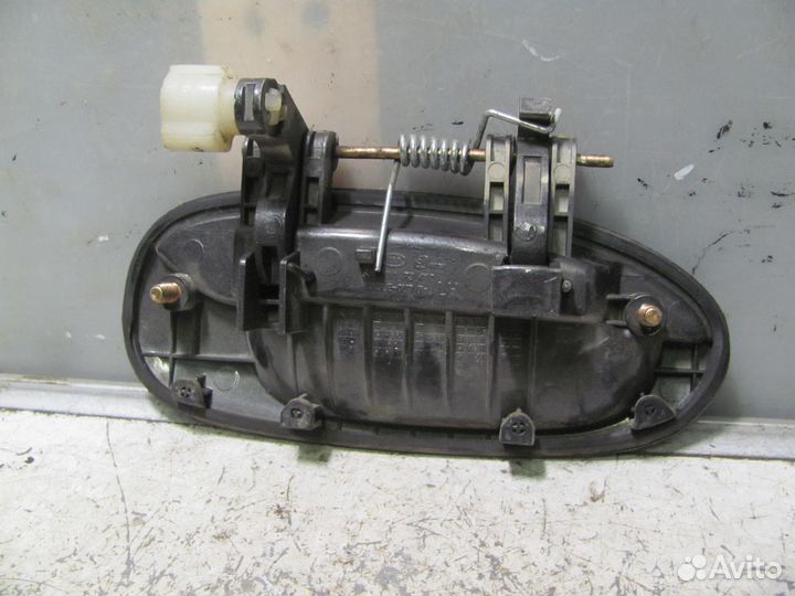 Ручка двери задняя левая Kia Spectra 2001-2011
