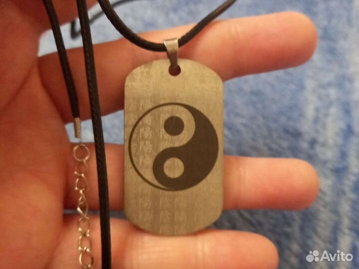 Жетон инь янь