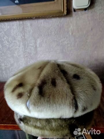 Меховая женская кепка