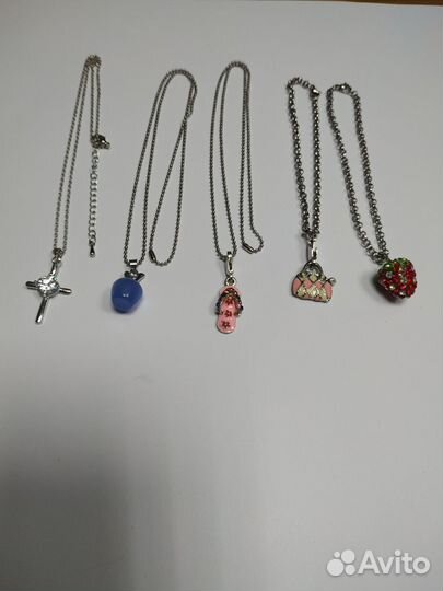 Подвески (бижутерия)