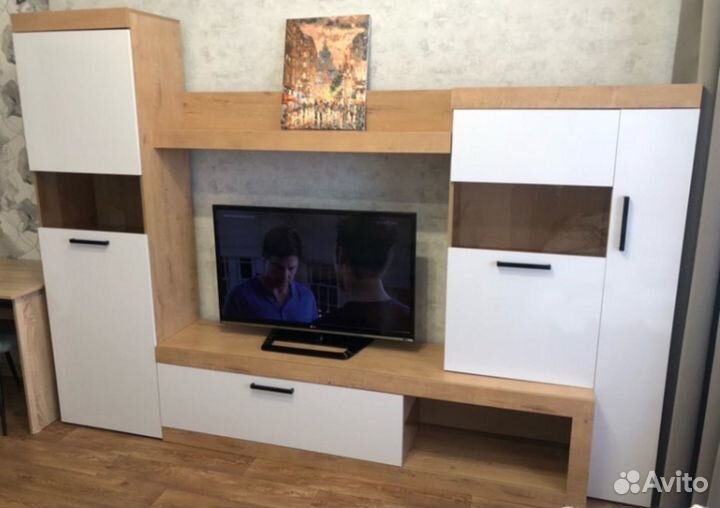 Гостиная бастон Дуб вотан-Белый глянец