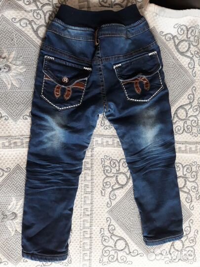 Продаются джинсы на флисе детские