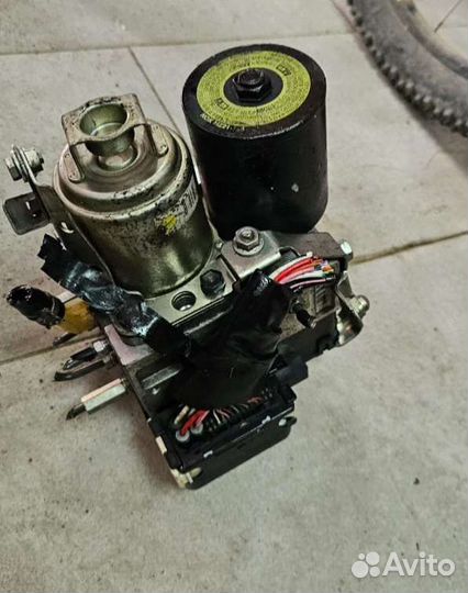 Блок ABS Toyota Prius Nhw20