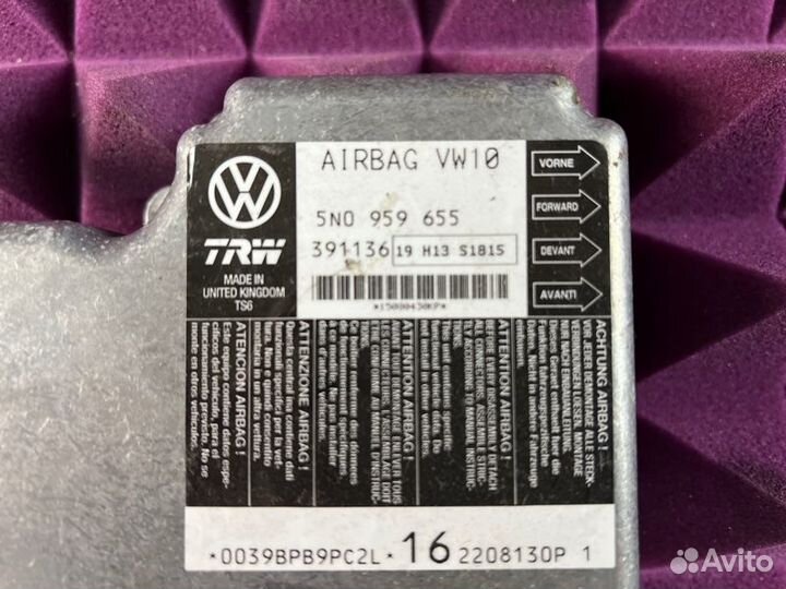 Блок управления Airbag Volkswagen Tiguan 5N CAW