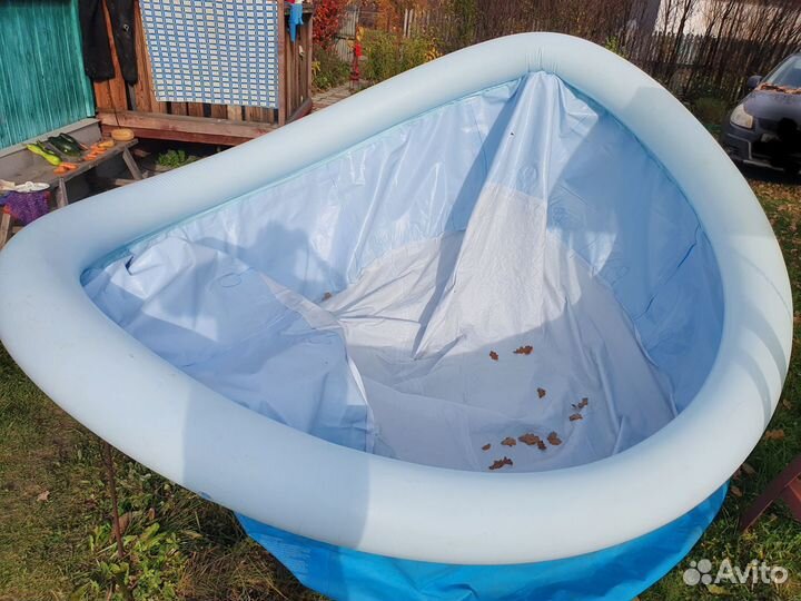 Надувной бассейн