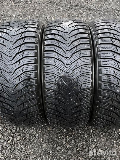 Kumho WinterCraft Ice WI31 235/55 R17