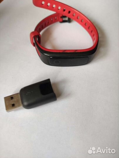 Фитнес браслет honor band 4