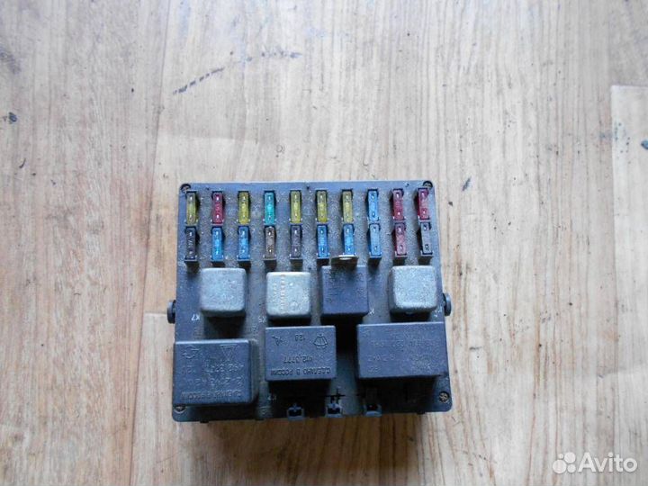 Блок реле и предохранителей ваз 2110