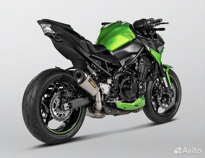 В пути Akrapovic Z900