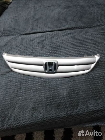 Решетка радиатора honda civic 4d