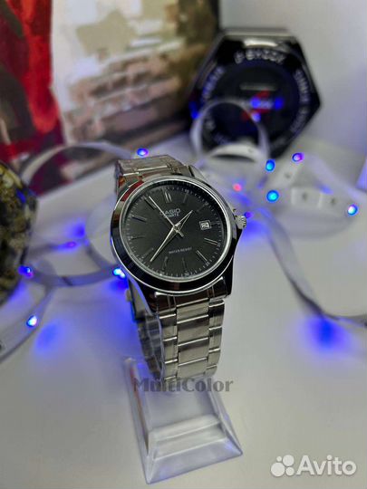 Часы Casio черный циферблат Новые