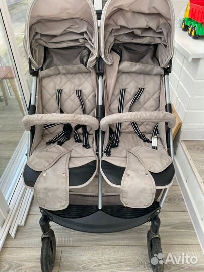 Коляска для двойни