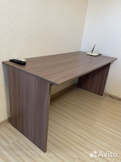 Письменный стол 160 см