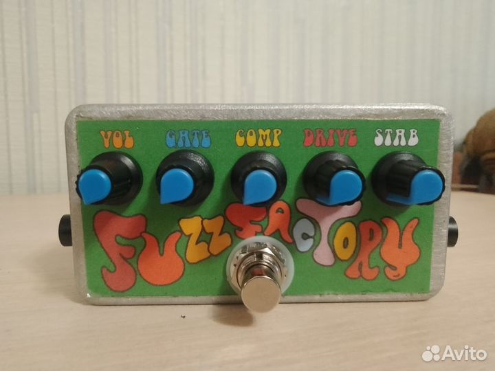 Гитарная педаль клон Fuzz Factory