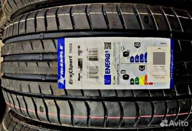 Triangle EffeXSport TH202 225/40 R19 93Y