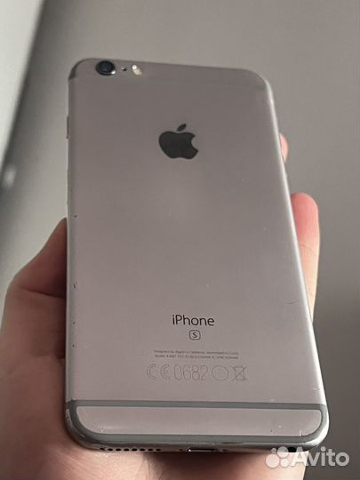 iPhone 6S, 64 гб