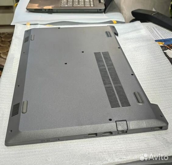 Корпус (поддон) для ноутбука lenovo V330 15 IKB