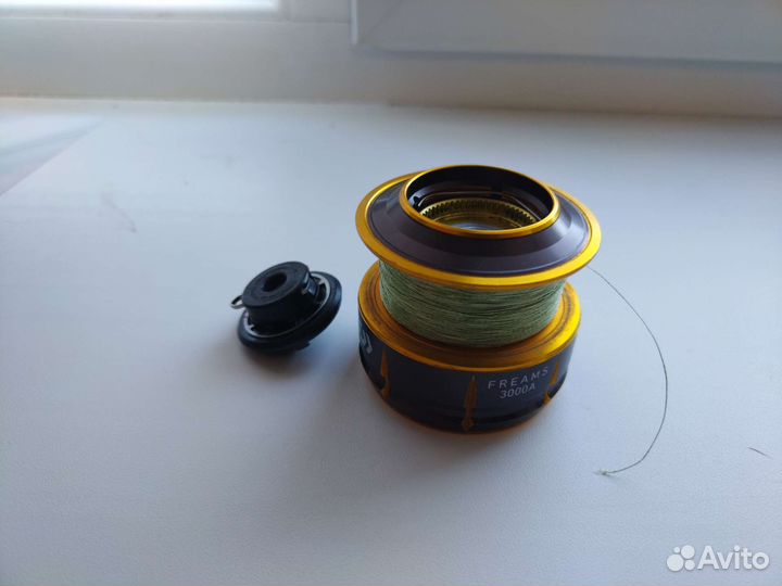 Шпуля daiwa freams, caldia 3000