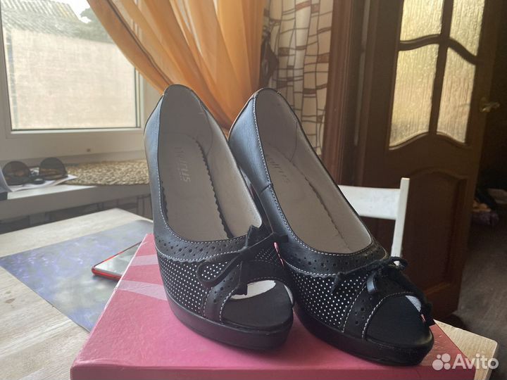 Туфли женские