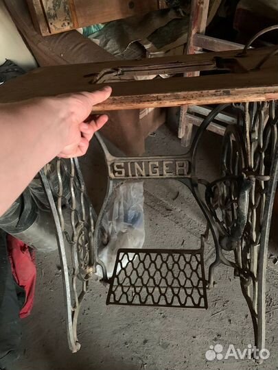 Станина от швейной машинки singer