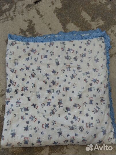 Отдам бесплатно одеяло, подушку и постельное белье