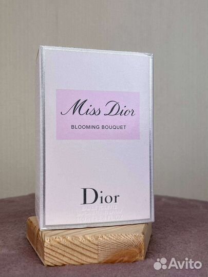 Miss dior blooming bouquet Мисс Диор (100мл)