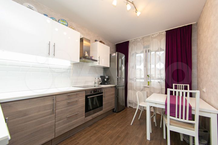 2-к. квартира, 61,1 м², 10/17 эт.