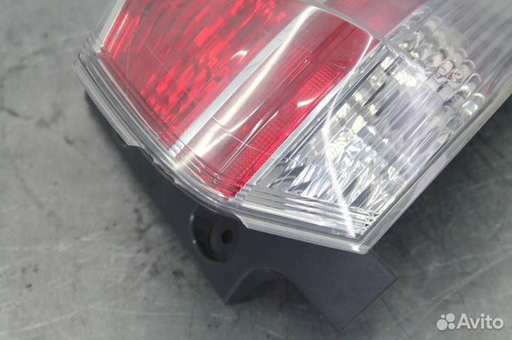 Фонарь задний наружный правый Nissan X-Trail T32