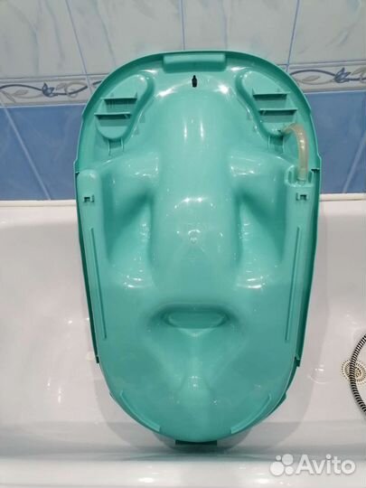 Ванночка для купания с горкой