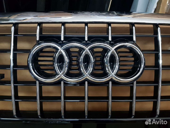Решетка радиатора Audi Q5 дорестайлинг