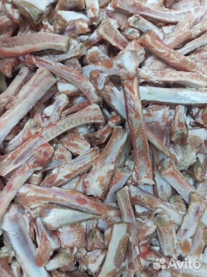 Корм (рыба, курица, говядина, свинина)